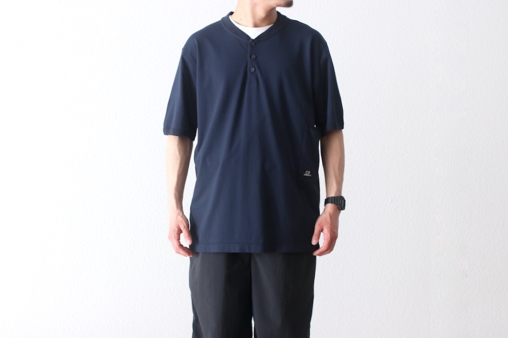 C.P. Company (ԡѥˡ) "TACTING PIQUET BUTTONED T-SHIRT"