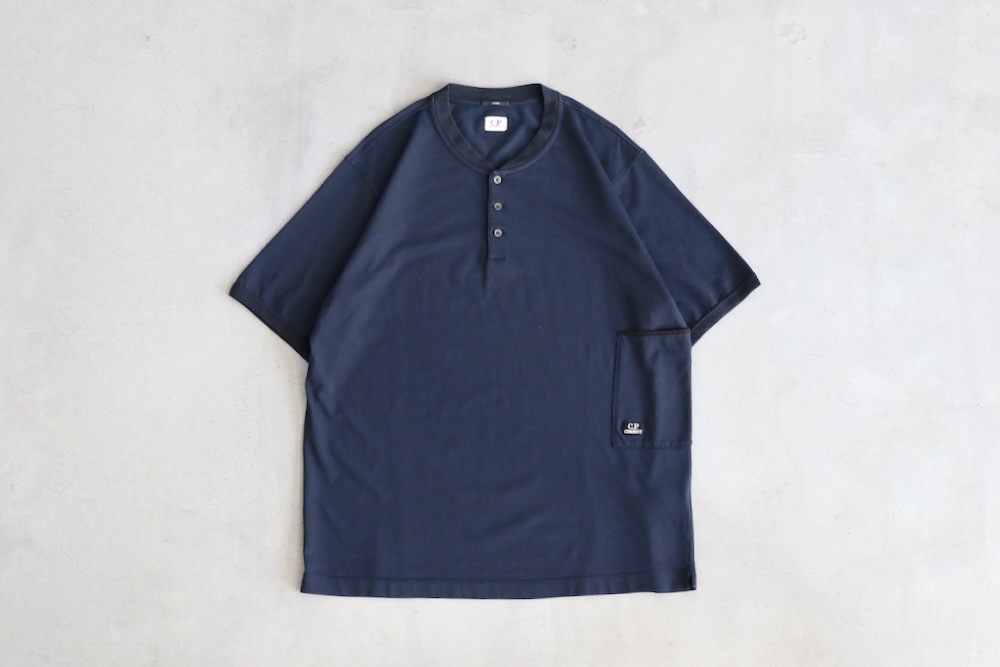 C.P. Company (ԡѥˡ) "TACTING PIQUET BUTTONED T-SHIRT"
