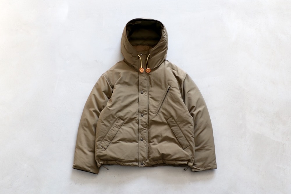 [10% > 20%OFF] THE NORTH FACE PURPLE LABEL (�� �Ρ��� �ե����� �ѡ��ץ� �졼�٥�) "Double Peak Short Down Parka"