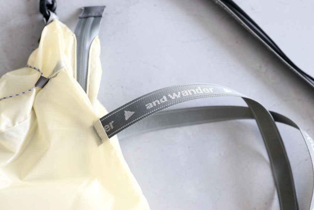 and wander(����ɥ�����) "sil tote bag"