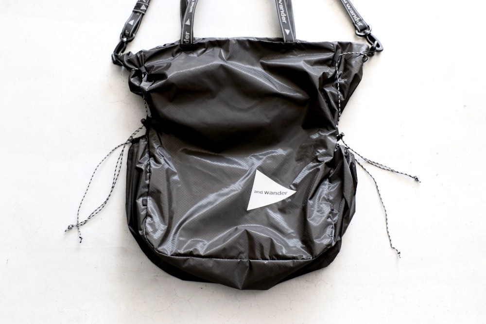and wander(����ɥ�����) "sil tote bag"