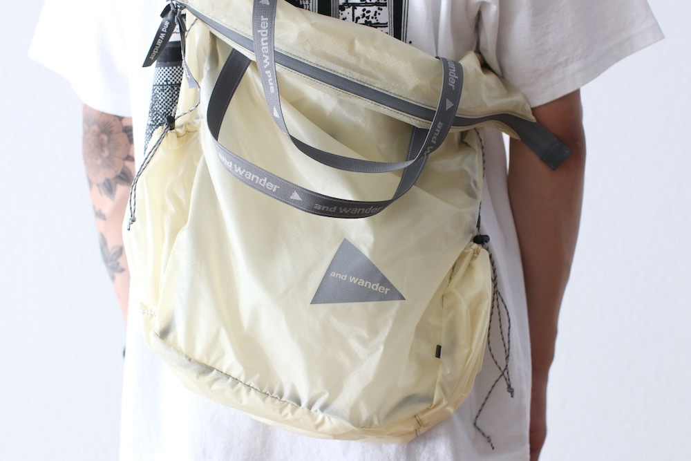and wander(����ɥ�����) "sil tote bag"