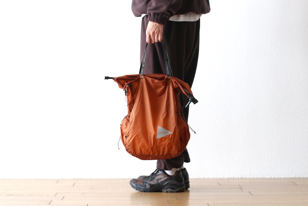 and wander(����ɥ�����) "sil tote bag"