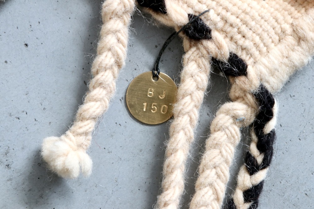 LIGHT YEARS(�饤�� ���䡼��)"MOROCCAN RUG BENI OUARAIN Boujat - �֥���å� W139cm �� H114cm- BO(BJ)-150"