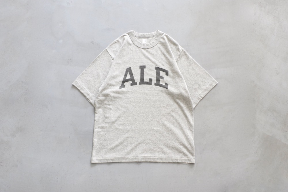 blurhms ROOTSTOCK(�֥顼�ॹ �롼�ĥ��ȥå�) "ALE-Y 88/12 Print Tee STANDARD"