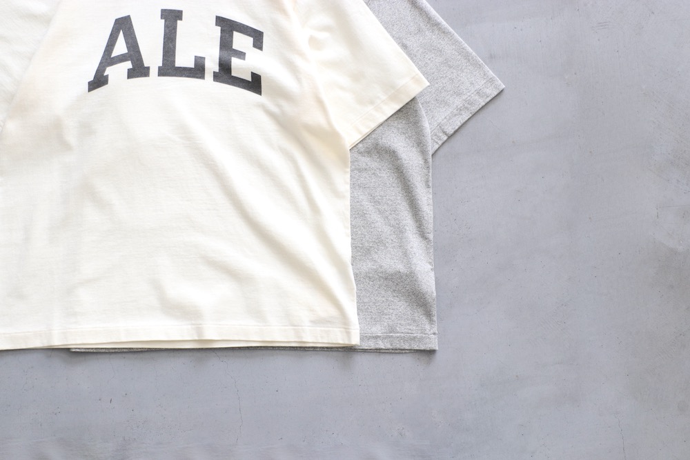blurhms ROOTSTOCK(�֥顼�ॹ �롼�ĥ��ȥå�) "ALE-Y 88/12 Print Tee STANDARD"