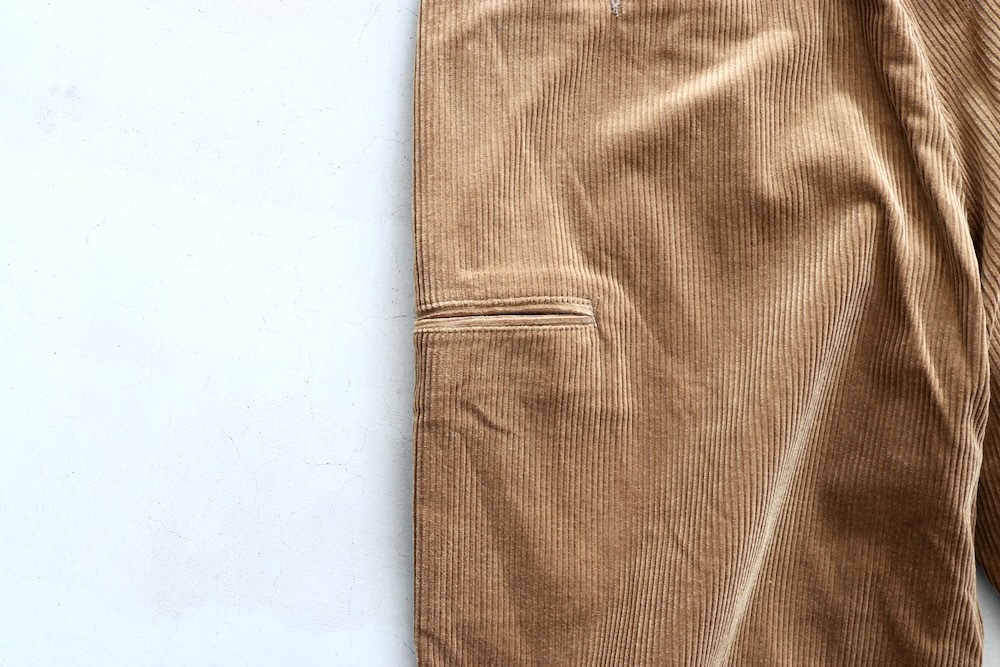 MODMNT(ɥ) "WIDE CORDUROY PANTS"