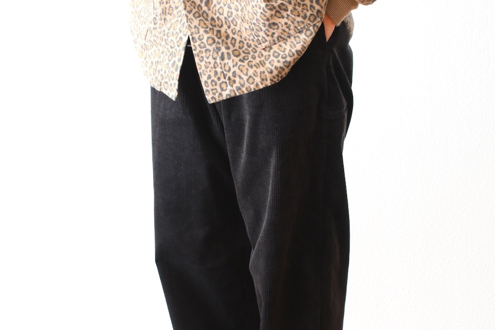 MODMNT(ɥ) "WIDE CORDUROY PANTS"