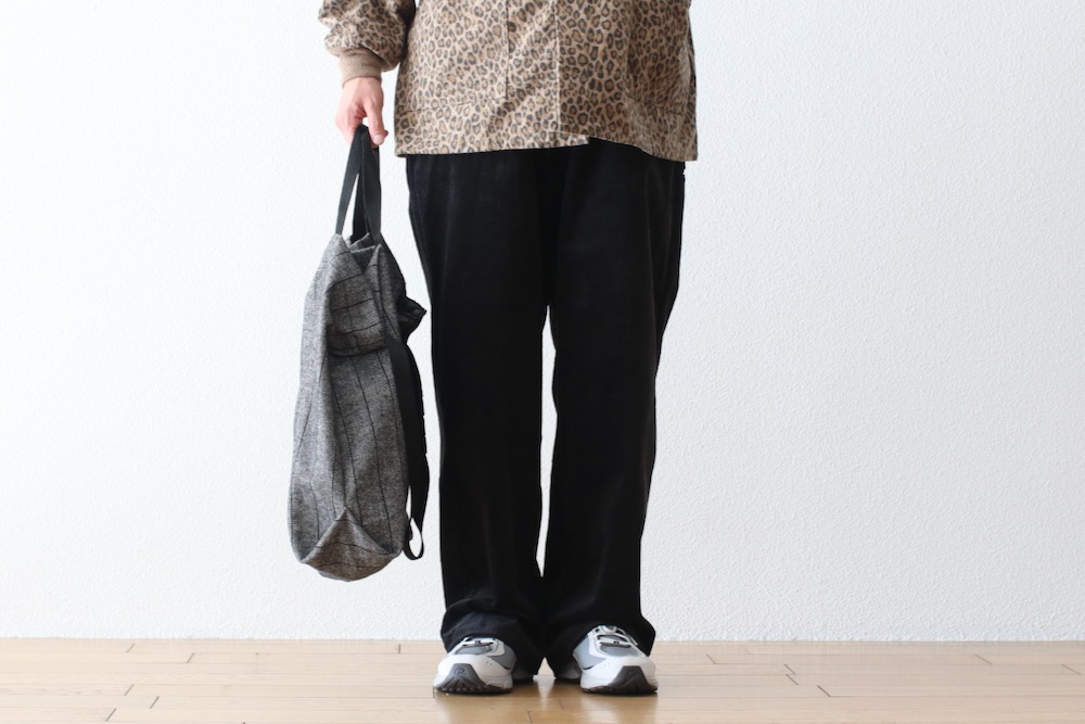 MODMNT(ɥ) "WIDE CORDUROY PANTS"