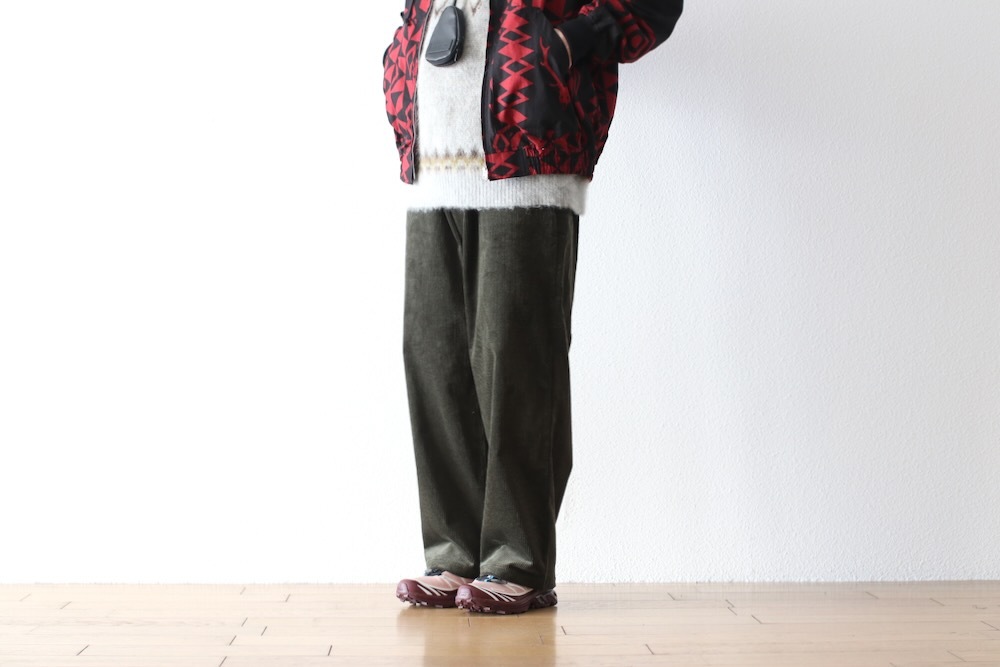 MODMNT(ɥ) "WIDE CORDUROY PANTS"