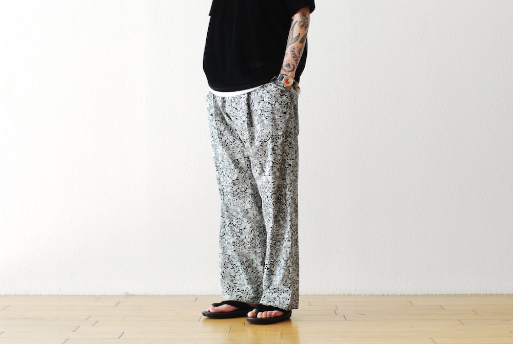 itten. (���åƥ�) "itten 03 easy trousers - LIBERTY FABRIC-"