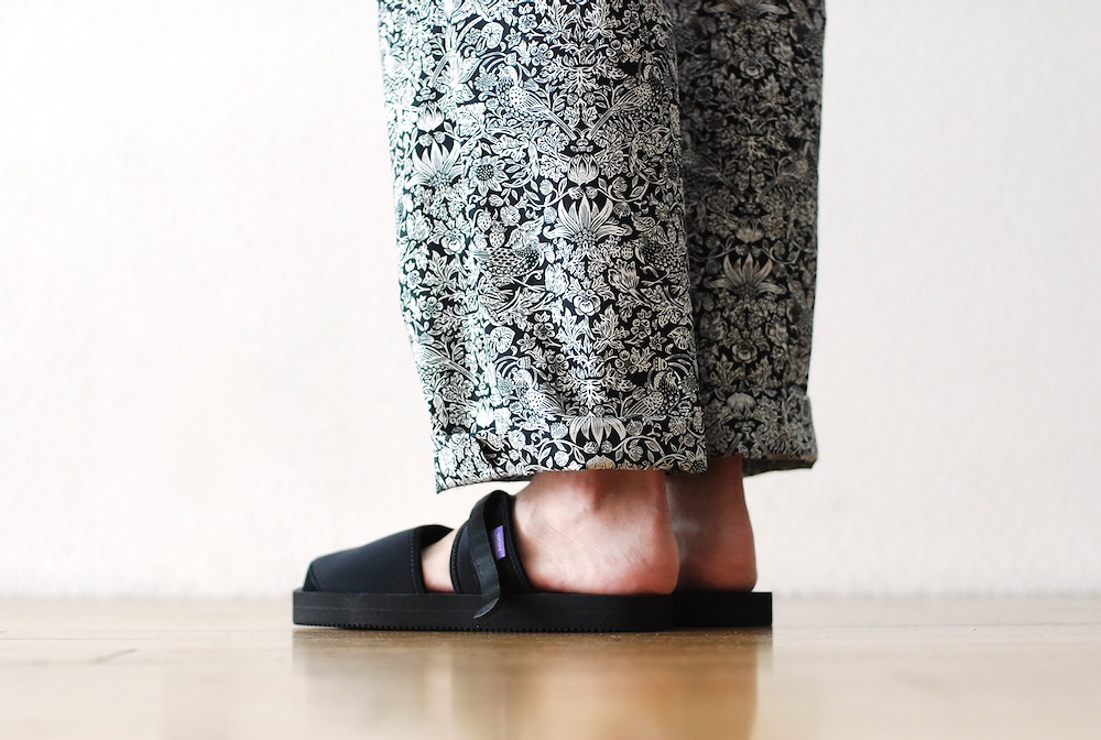 itten. (���åƥ�) "itten 03 easy trousers - LIBERTY FABRIC-"