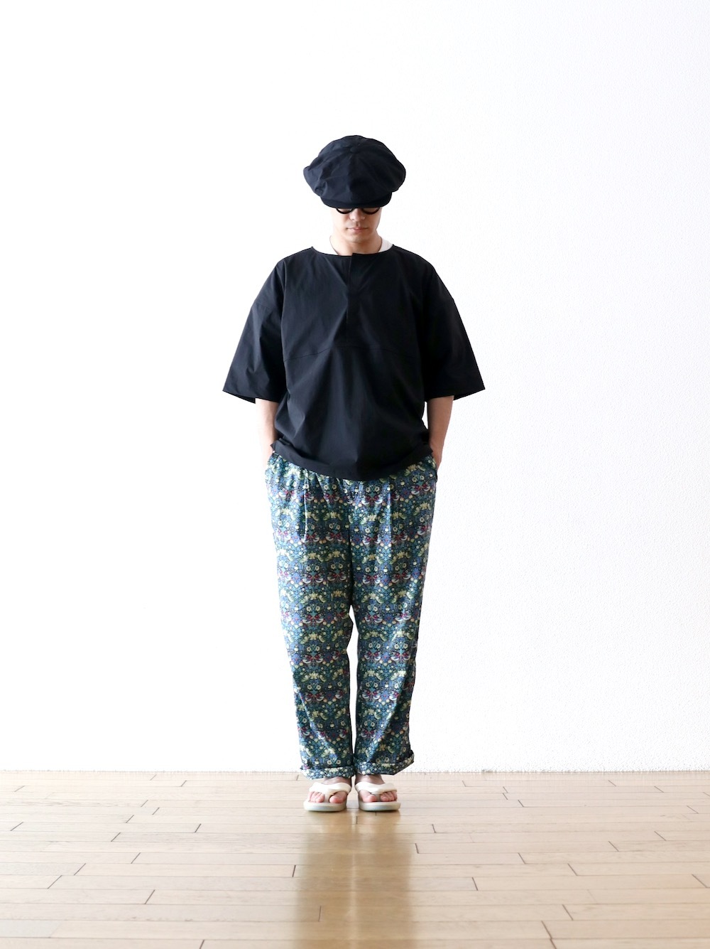 itten. (���åƥ�) "itten 03 easy trousers - LIBERTY FABRIC-"