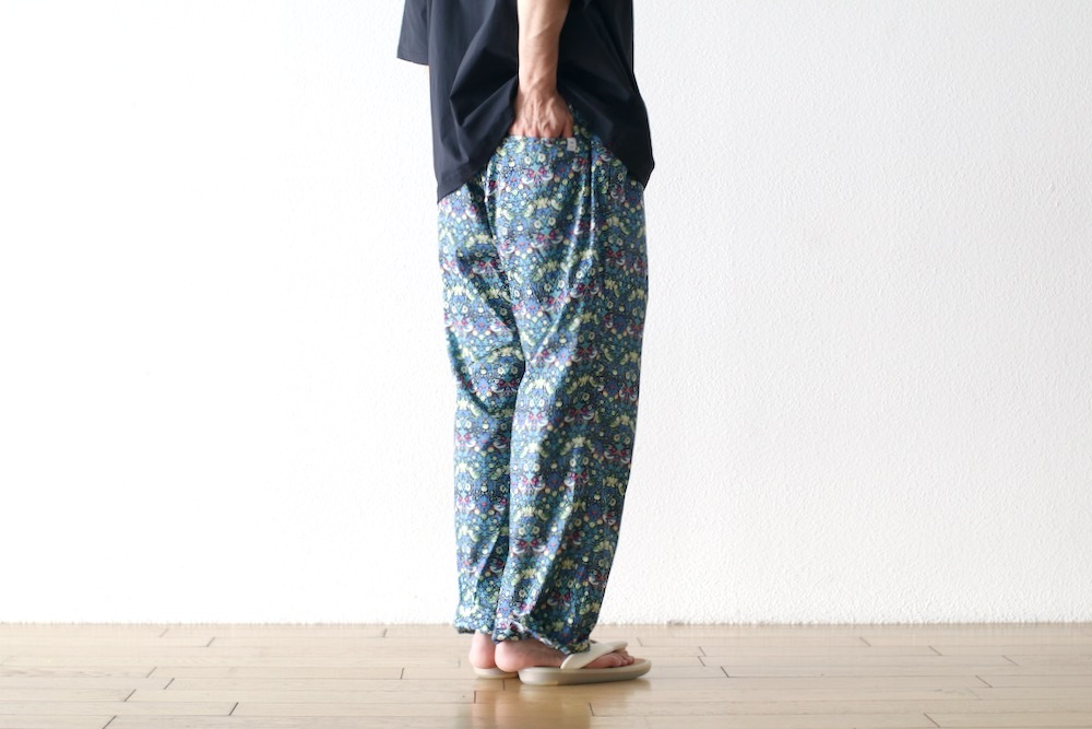 itten. (���åƥ�) "itten 03 easy trousers - LIBERTY FABRIC-"