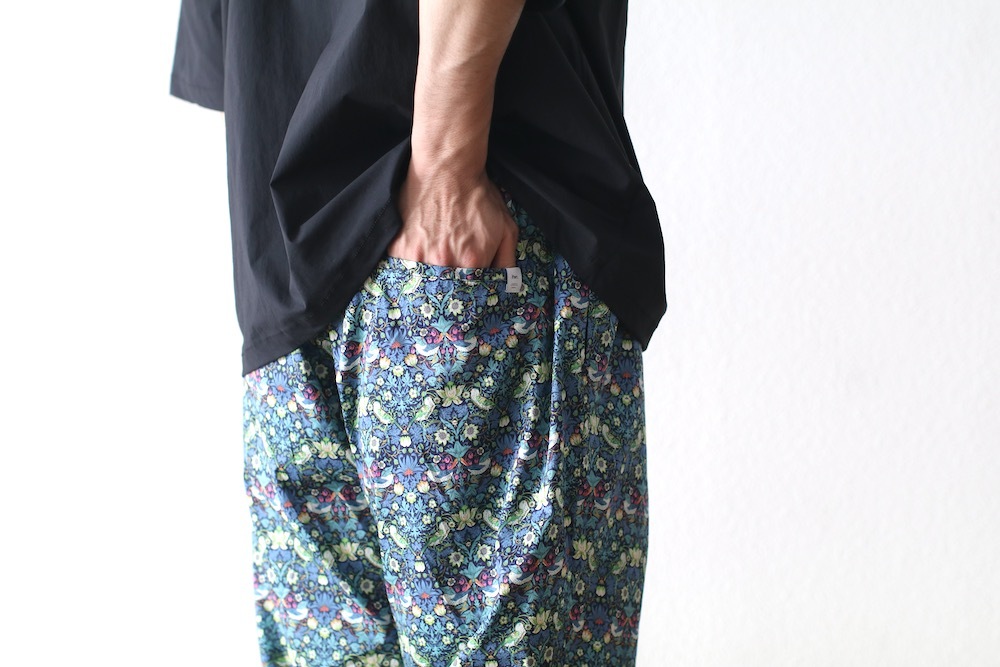 itten. (���åƥ�) "itten 03 easy trousers - LIBERTY FABRIC-"
