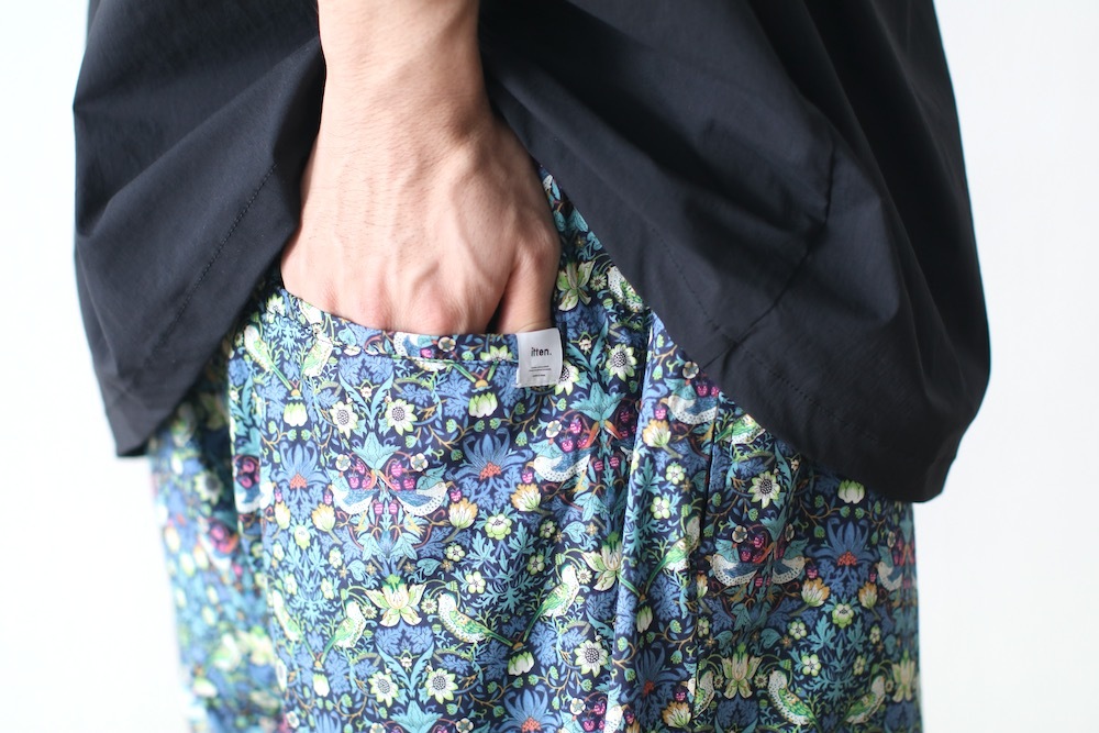 itten. (���åƥ�) "itten 03 easy trousers - LIBERTY FABRIC-"