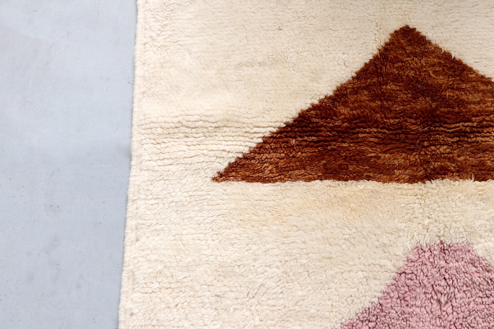 LIGHT YEARS(�饤�� ���䡼��)"MOROCCAN RUG BENI OUARAIN Boujat - �֥���å� W155cm �� H120cm- BO(BJ)-155"