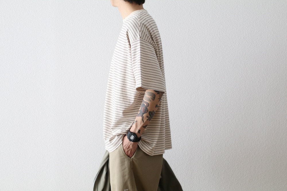 EVCON (���ӥ���) "BORDER WIDE S/S TEE"