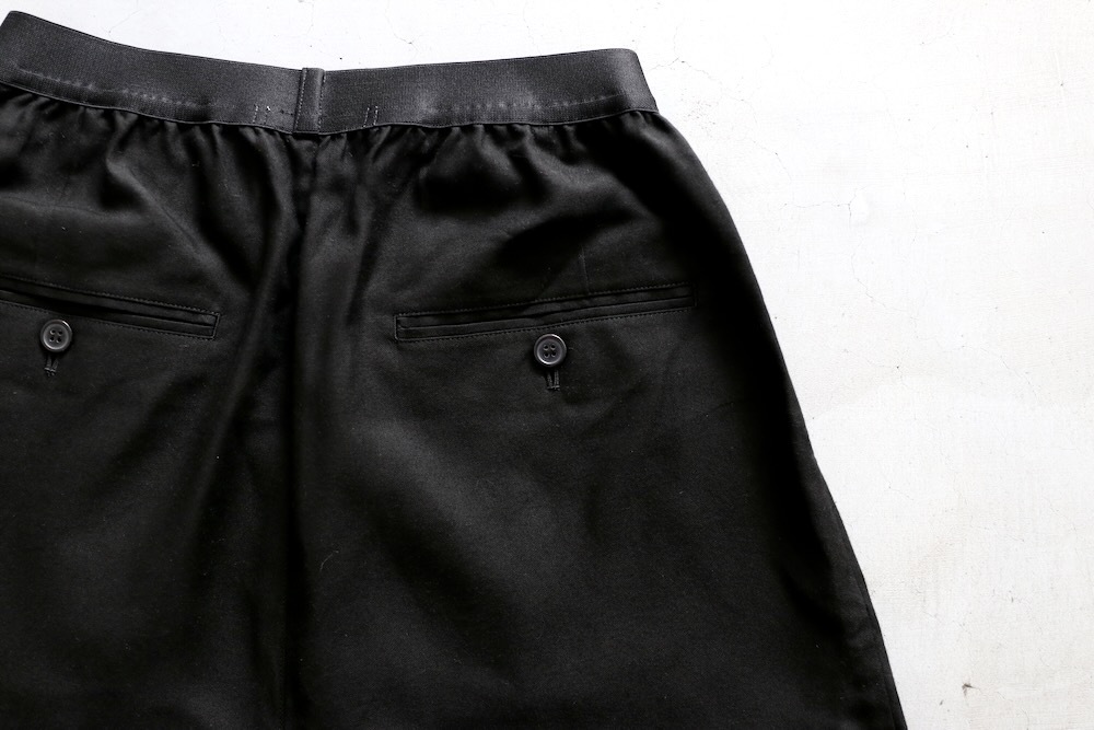 Product Twelve (�ץ������� �ȥ������) "Easy Short Trousers"