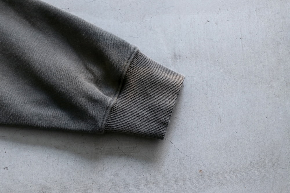 MADNESS (�ޥåɥͥ�) "MADNESS VERSATILE FADED CREW SWEATER"