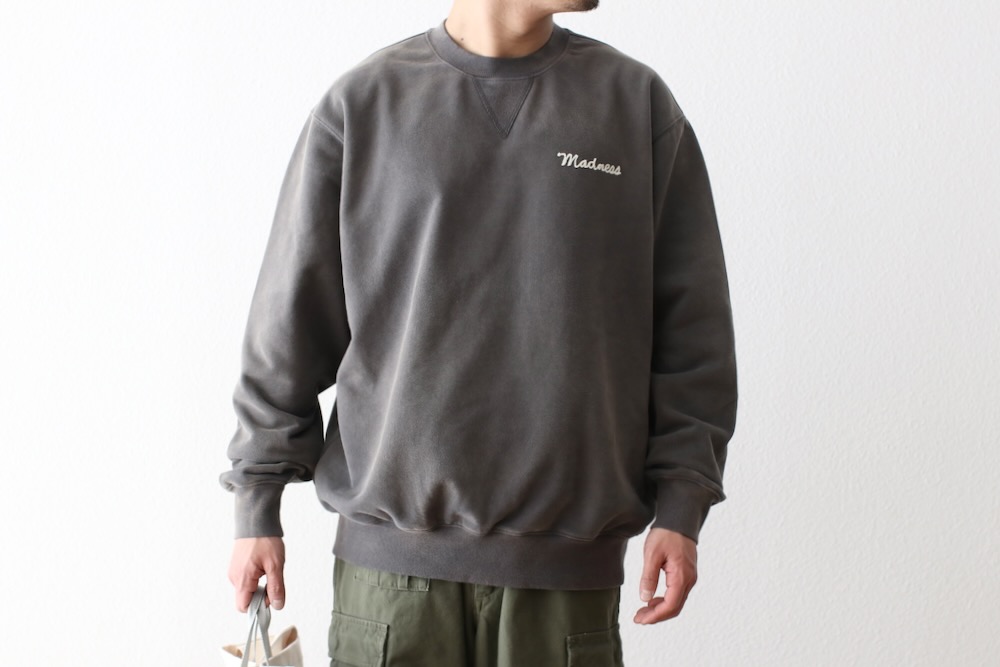 MADNESS (�ޥåɥͥ�) "MADNESS VERSATILE FADED CREW SWEATER"