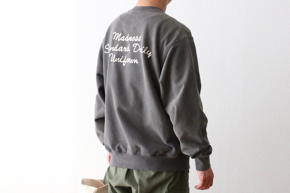 MADNESS (�ޥåɥͥ�) "MADNESS VERSATILE FADED CREW SWEATER"
