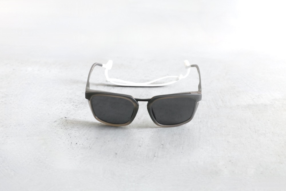 limited】and wander × District vision(アンドワンダー × ディストリ