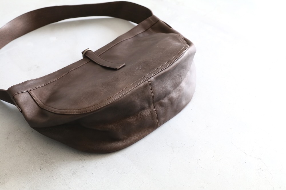 ��3.7 0:00 Release��Taiga Takahashi / T.T(������ �����ϥ� / �ƥ������ƥ���) "Lot.018 Newsboy Bag Horse Leather Small"