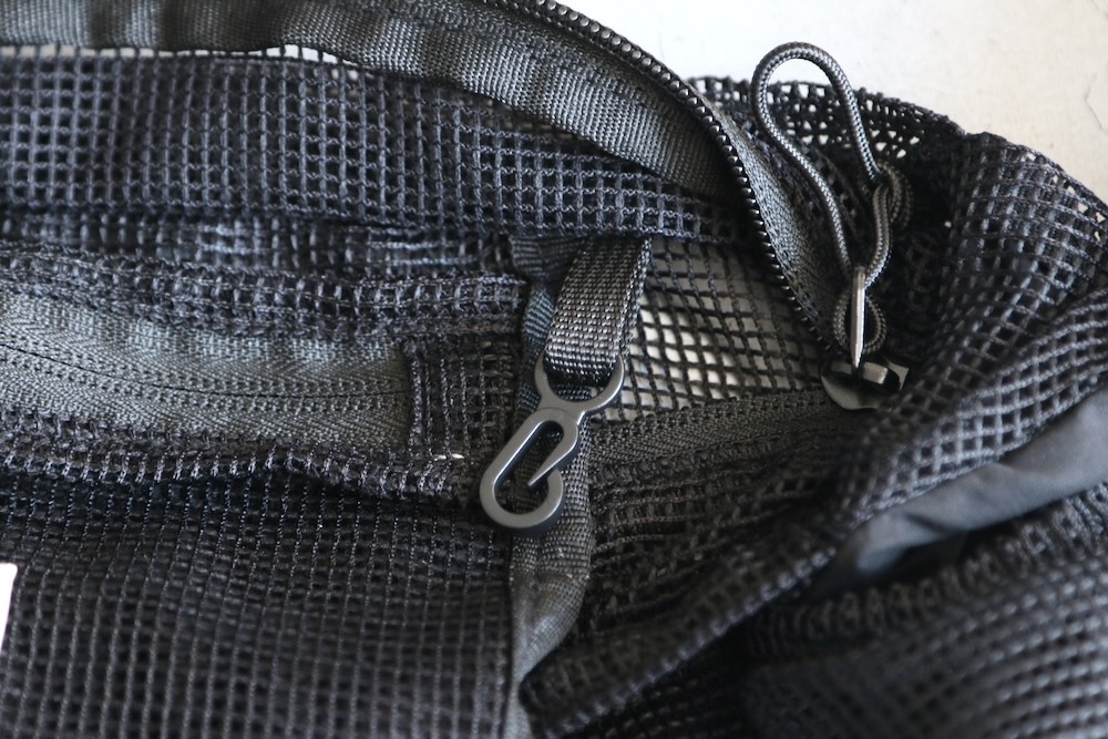 EVCON (���ӥ���) "MESH SHOULDER BAG"