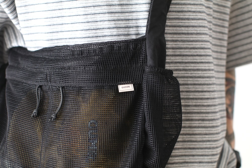 EVCON (���ӥ���) "MESH SHOULDER BAG"