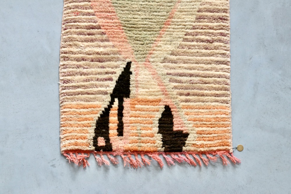 LIGHT YEARS(�饤�� ���䡼��)"MOROCCAN RUG Boujat - �֥���å� W109cm �� H71cm- BJ-191"