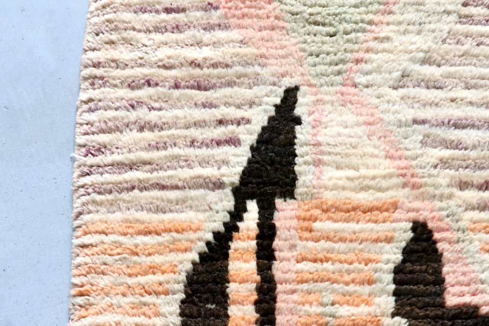 LIGHT YEARS(�饤�� ���䡼��)"MOROCCAN RUG Boujat - �֥���å� W109cm �� H71cm- BJ-191"