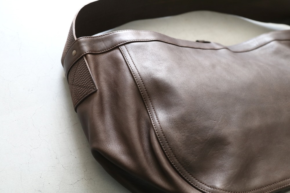 ��3.7 0:00 Release��Taiga Takahashi / T.T(������ �����ϥ� / �ƥ������ƥ���) "Lot.004 Newsboy Bag Horse Leather"