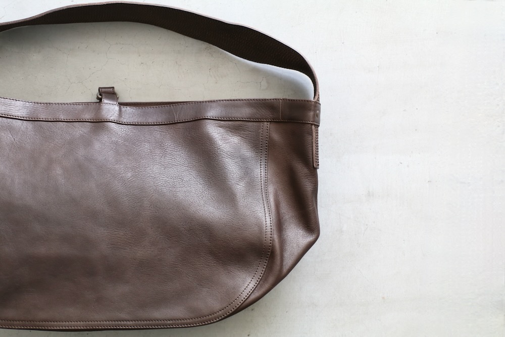 ��3.7 0:00 Release��Taiga Takahashi / T.T(������ �����ϥ� / �ƥ������ƥ���) "Lot.004 Newsboy Bag Horse Leather"