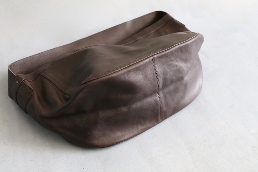 ��3.7 0:00 Release��Taiga Takahashi / T.T(������ �����ϥ� / �ƥ������ƥ���) "Lot.004 Newsboy Bag Horse Leather"