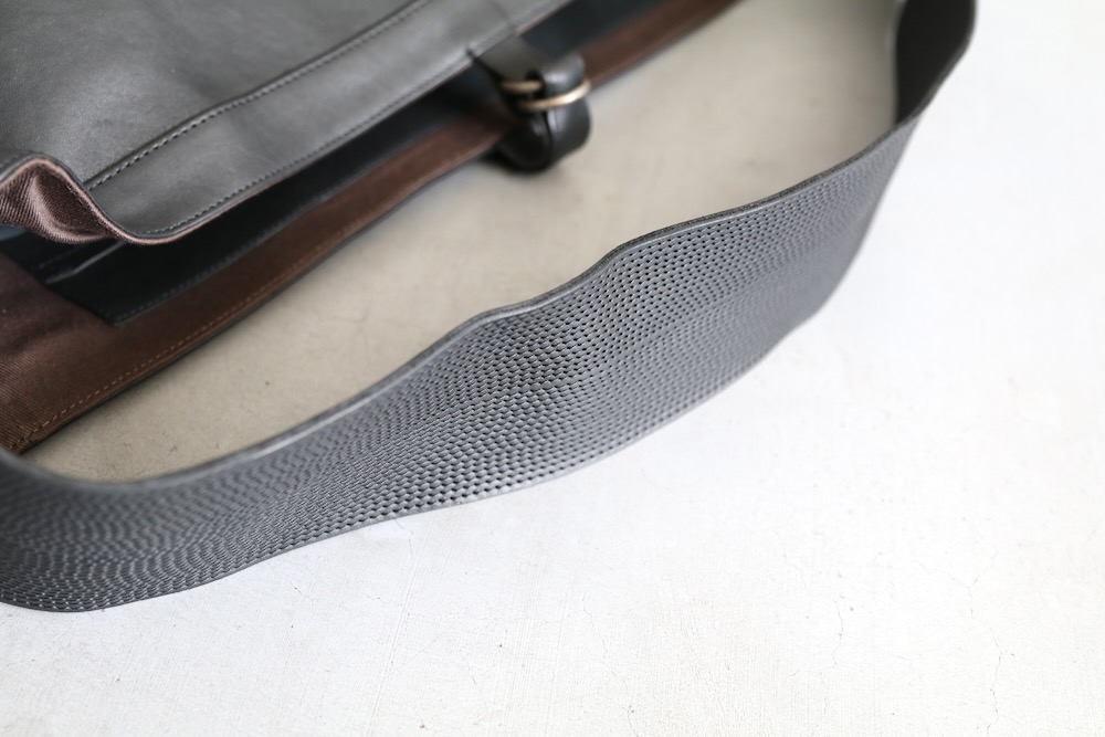 ��3.7 0:00 Release��Taiga Takahashi / T.T(������ �����ϥ� / �ƥ������ƥ���) "Lot.004 Newsboy Bag Horse Leather"