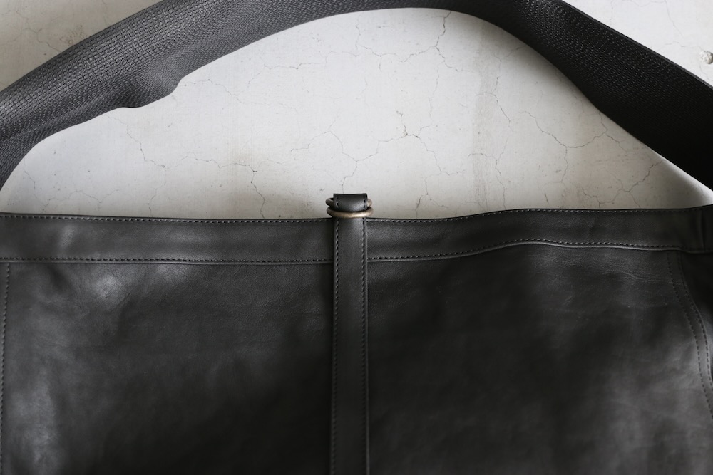 名作 T.T LOT.004 NEWSBOY BAG HORSE LEATHER Taiga Takahashi | [Store Limited] LOT.004 NEWSBOY BAG