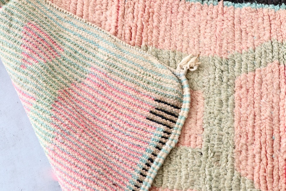 LIGHT YEARS(�饤�� ���䡼��)"MOROCCAN RUG Boujat - �֥���å� W110cm �� H75cm- BJ-213"