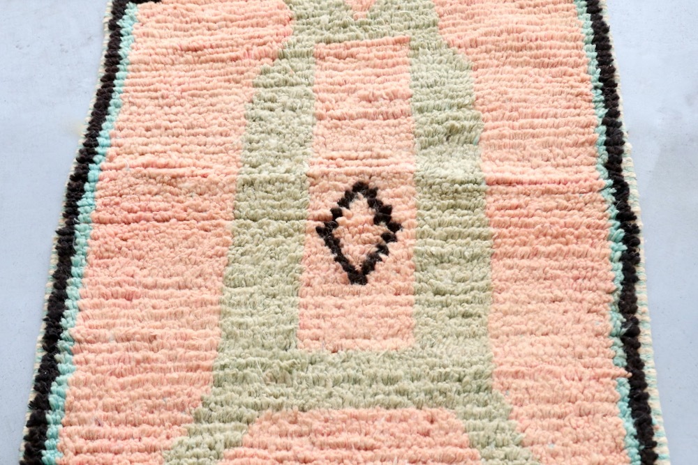 LIGHT YEARS(�饤�� ���䡼��)"MOROCCAN RUG Boujat - �֥���å� W110cm �� H75cm- BJ-213"