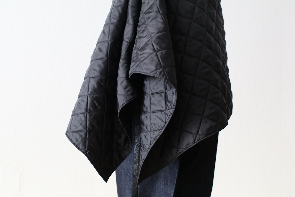 Engineered Garments (���󥸥˥����ɥ�������) "Button Shawl -Polyester Diamond Double Face Quilt"