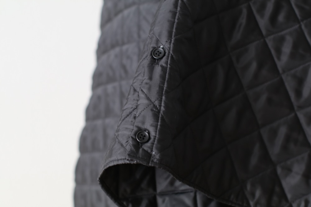 Engineered Garments (���󥸥˥����ɥ�������) "Button Shawl -Polyester Diamond Double Face Quilt"