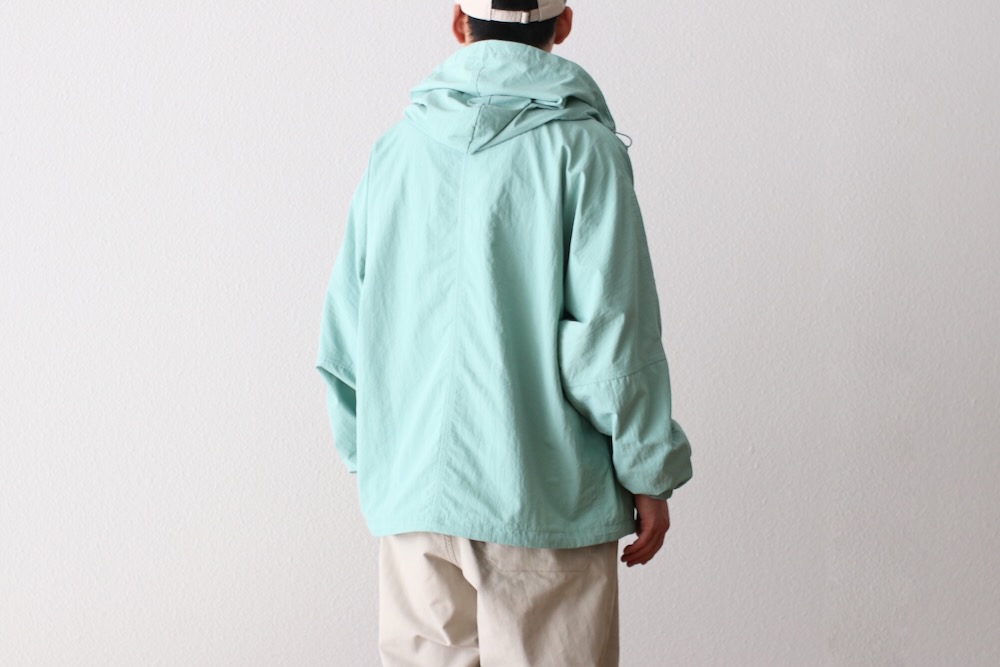 [10% > 40%OFF] ��Reversible ITEM��nanamica(�ʥʥߥ�) "Reversible Hooded Jacket"