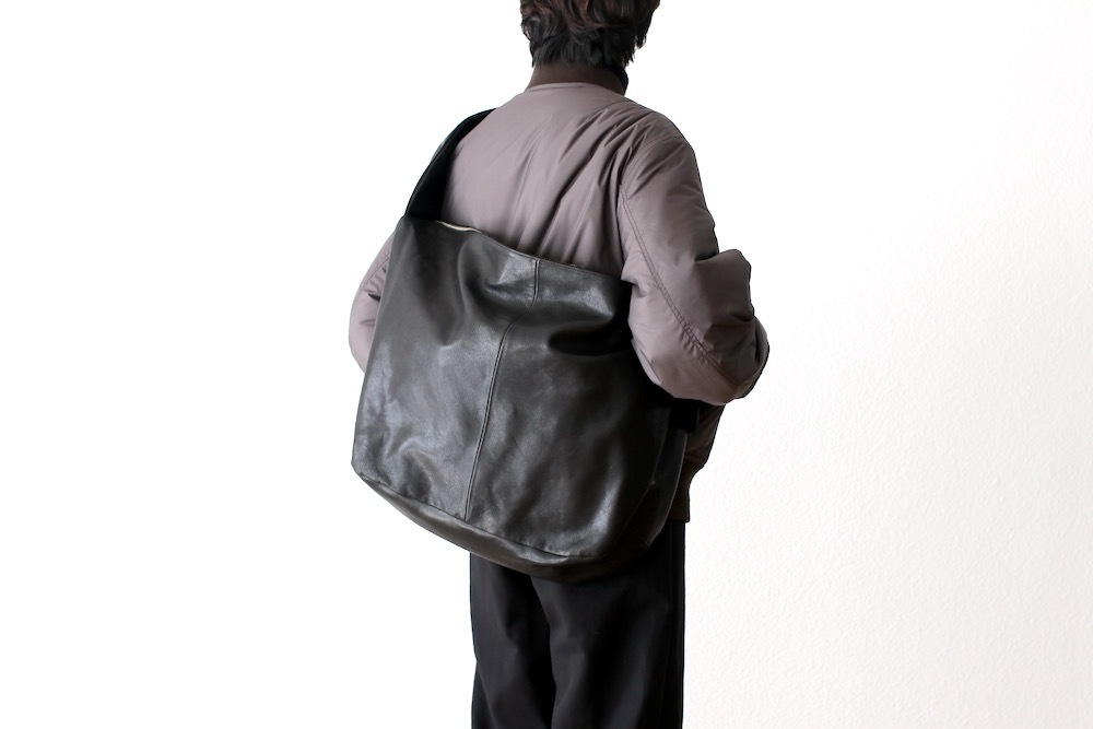 ssstein(���奿����) "SHIRRING HANDLE LEATHER SHOULDER BAG ST.1509"