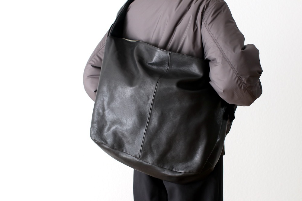 ssstein(���奿����) "SHIRRING HANDLE LEATHER SHOULDER BAG ST.1509"