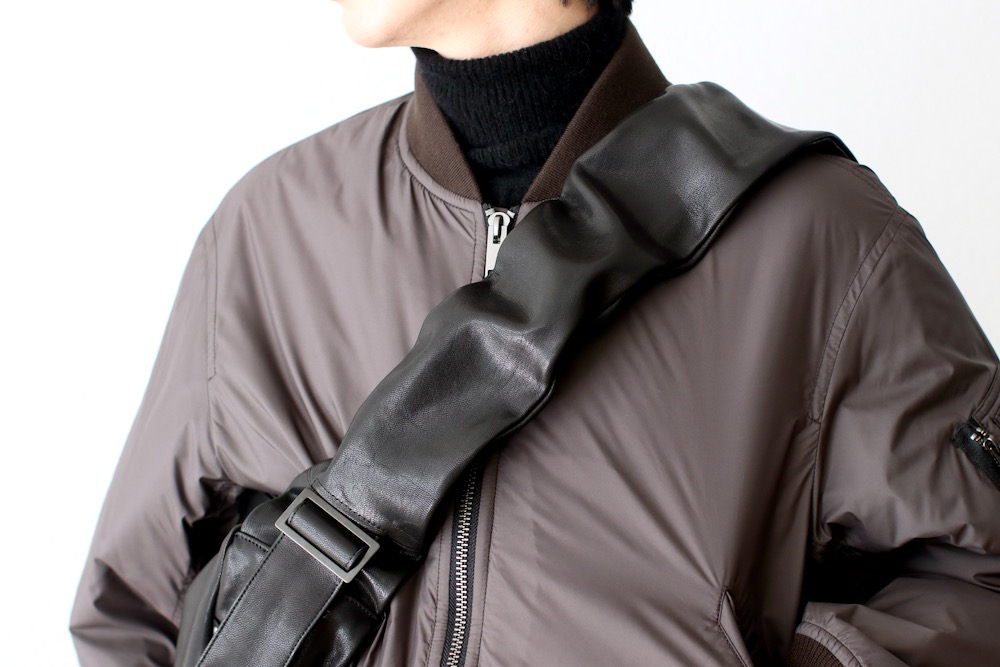 ssstein(���奿����) "SHIRRING HANDLE LEATHER SHOULDER BAG ST.1509"