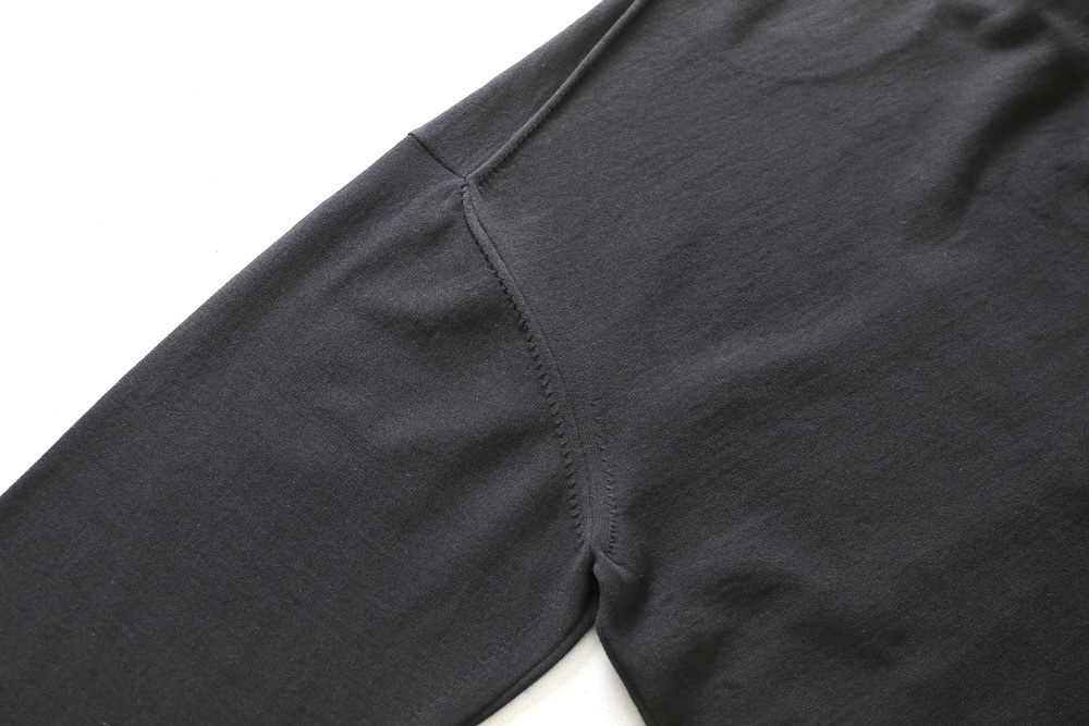 COMME des GARCONS HOMME(���� �� ����륽�󡦥���) "�ʥ�����ŷ�� HQ-N003-051"