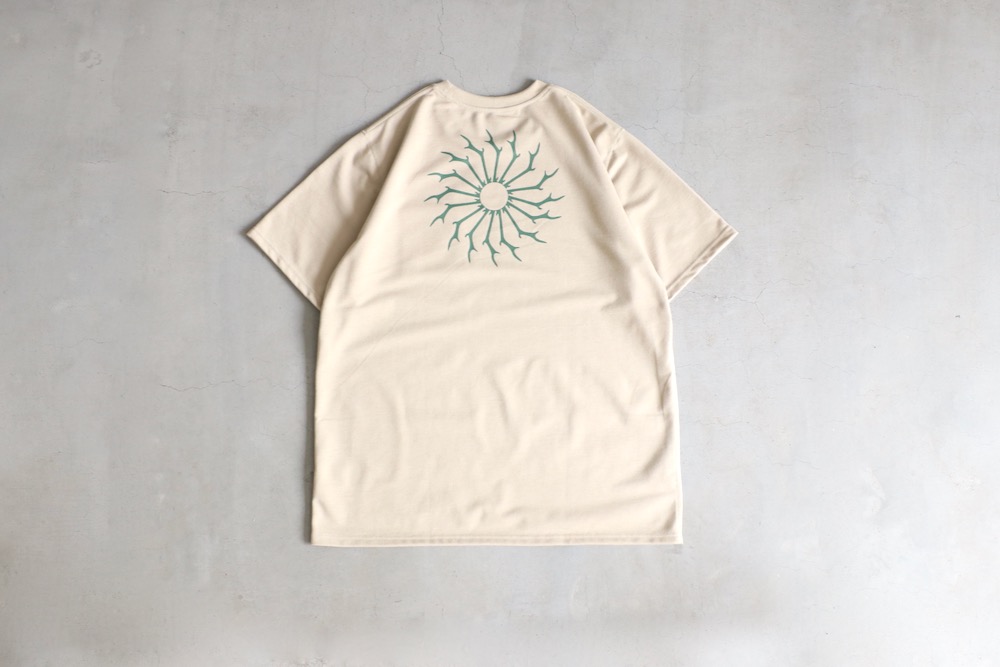 South2 West8 (�������ġ� �������ȥ�����) "S/S Round Pocket Tee - Circle Horn"