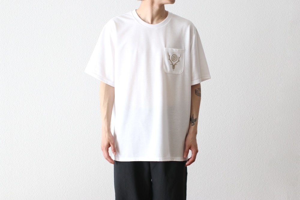 South2 West8 (�������ġ� �������ȥ�����) "S/S Round Pocket Tee - Circle Horn"