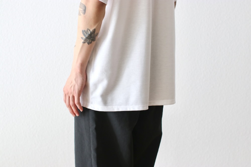 South2 West8 (�������ġ� �������ȥ�����) "S/S Round Pocket Tee - Circle Horn"