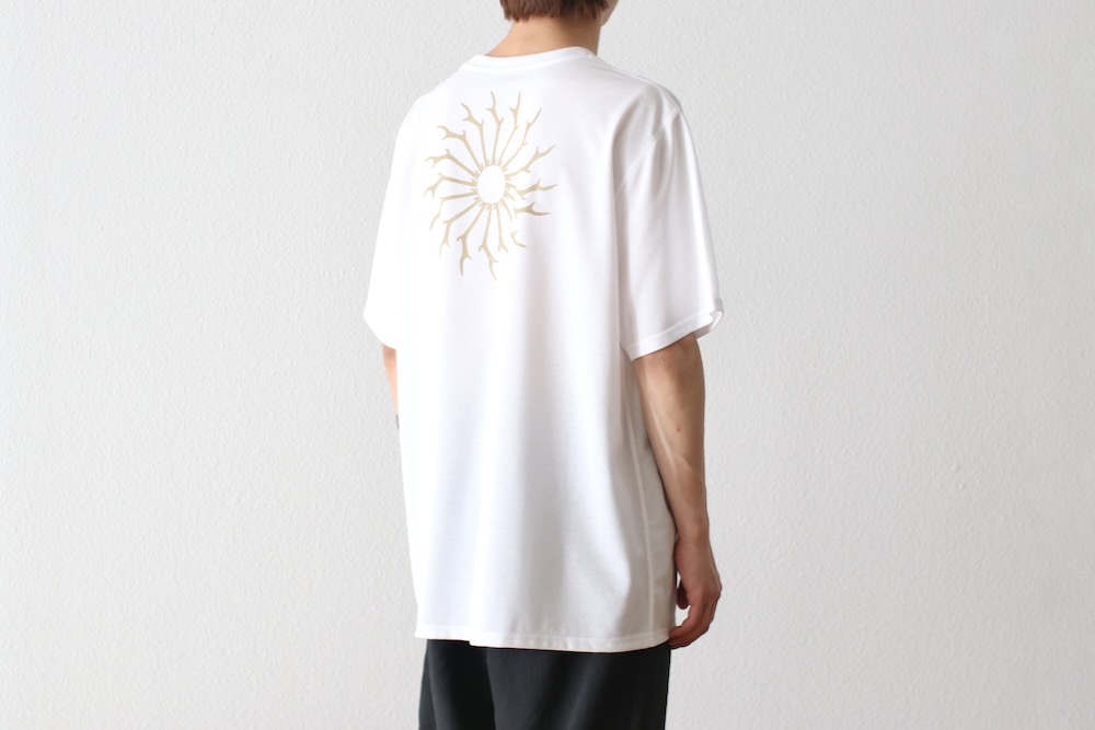 South2 West8 (�������ġ� �������ȥ�����) "S/S Round Pocket Tee - Circle Horn"
